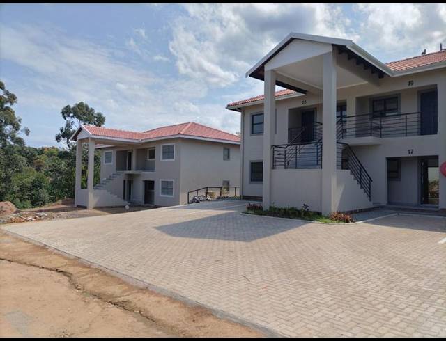 2 BEDROOM DUPLEX FOR SALE IN BERKSHIRE DOWNS